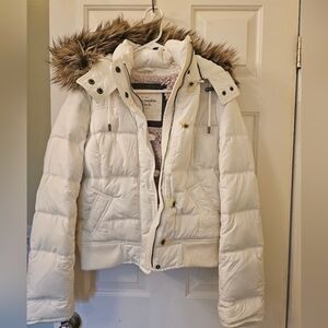 Abercrombie & Fitch Faux Fur Lined Puffer Jacket, Large